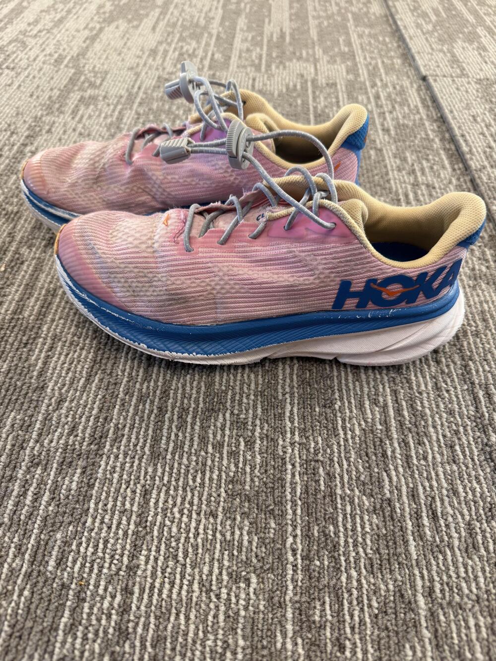 Hoka One One Clifton 8 Youth Shoes Youth Size 4 Pink Blue Road Running 1117170
